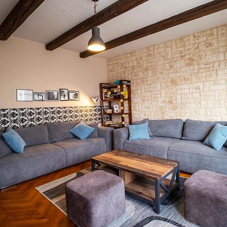 Garden Holiday Home Drenje  エクステリア 写真
