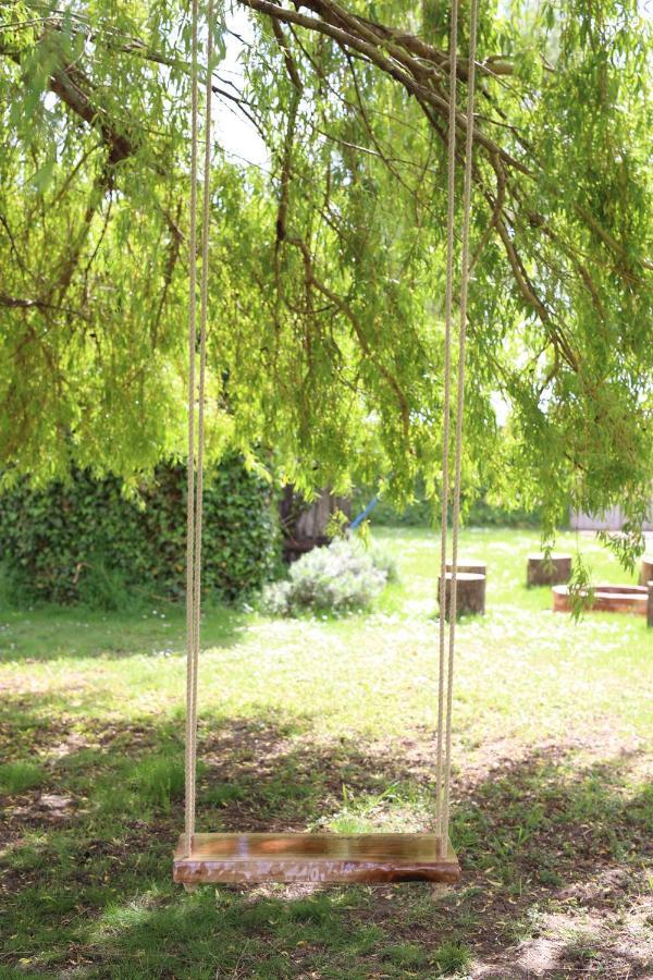 Garden Holiday Home Drenje  エクステリア 写真