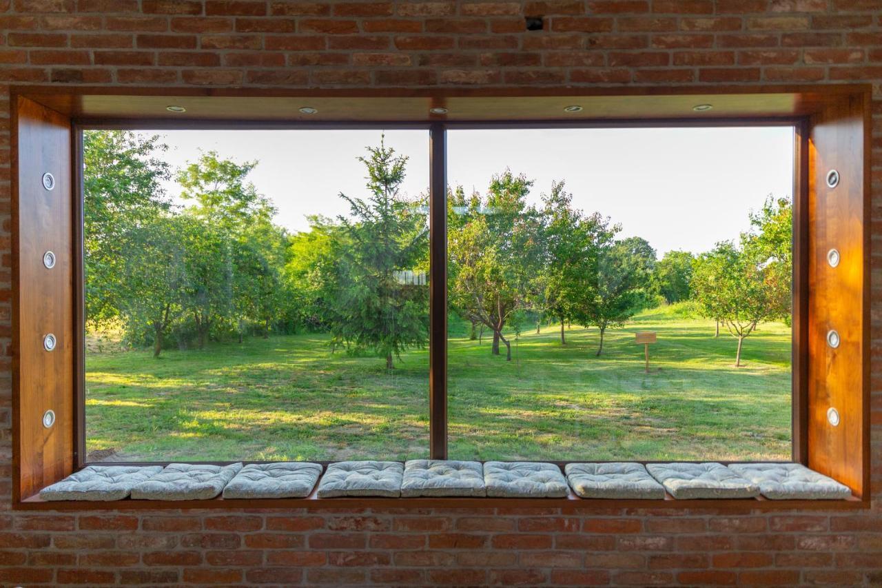 Garden Holiday Home Drenje  エクステリア 写真
