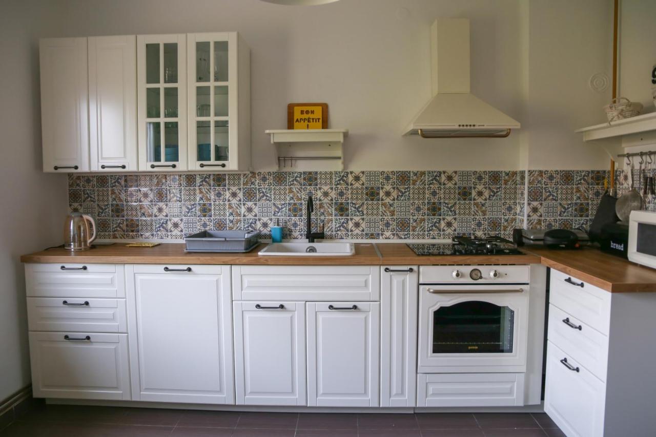 Garden Holiday Home Drenje  エクステリア 写真